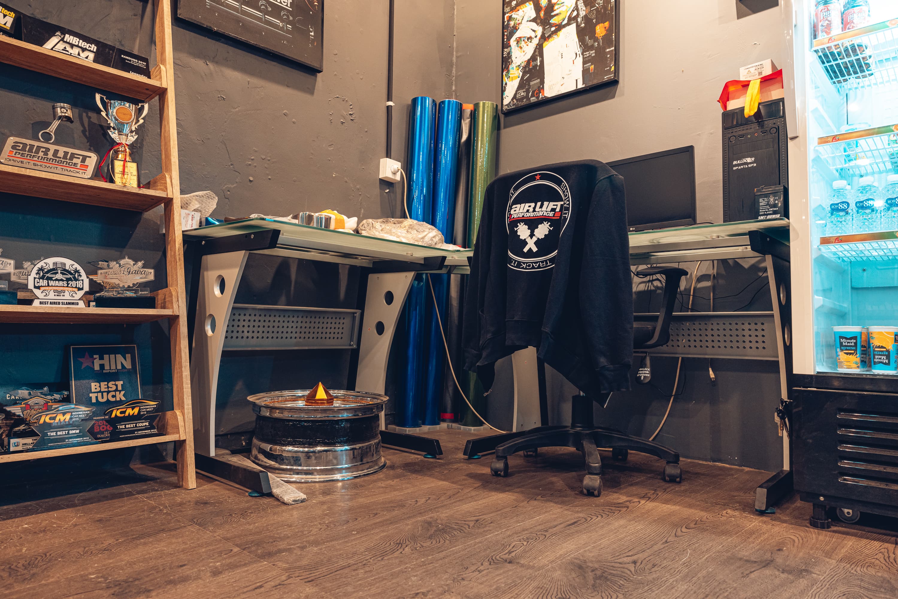 Air Lift Indonesia Art Custom office pic